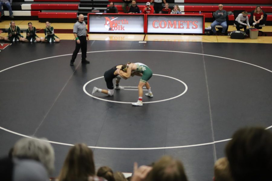 The Comets are hoping for another successful season, where at least one wrestler makes it to State. 
