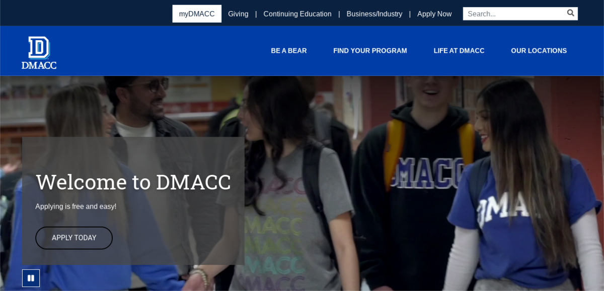 Photo+of+the+home+page+of+the+DMACC+website+where+students+can+find+more+information+on+classes.%0A